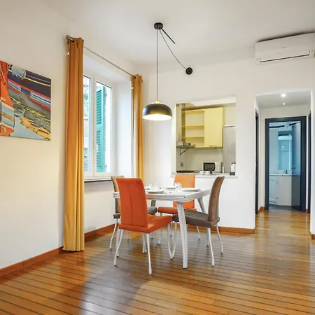 Gorgeous In With Wifi Apartman Genova